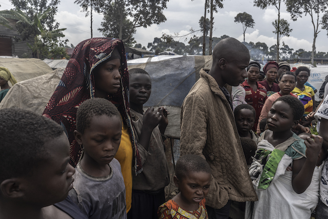 En RDC, des milliers de déplacé·es de guerre survivent et meurent dans les camps aux abords de la ville de Goma